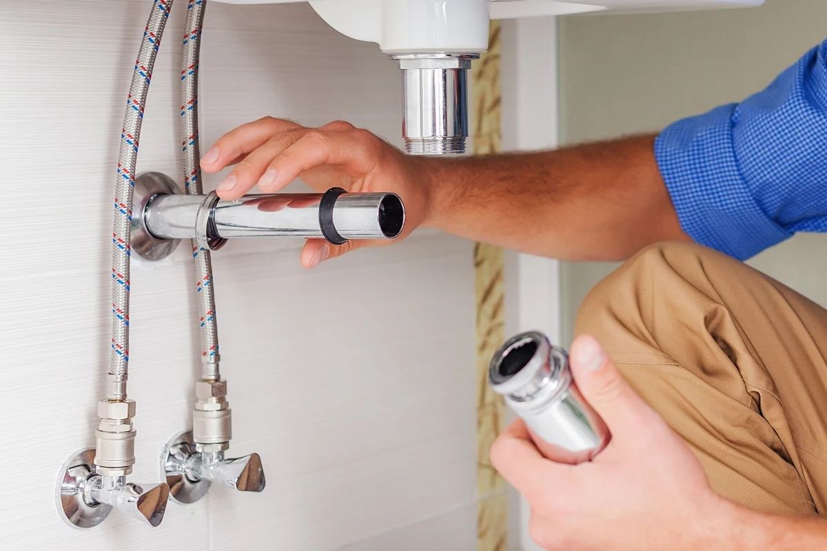 New water supply lines and fittings during a Tucson repipe